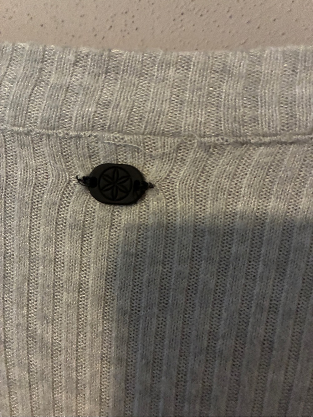GAIAM Light Gray Ribbed Button-Front Long Cardigan - Picture 4 of 4